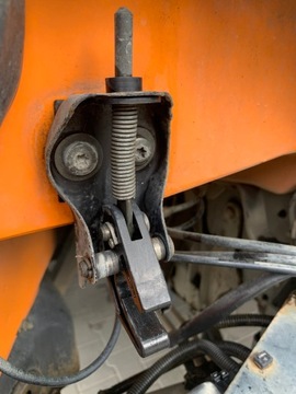 фото thumb №1, Замок капота решётка volvo fl 6 00-06