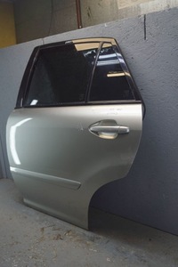 фото thumb №4, Lexus rx ii 2 дверь левый зад 1c0 d1743