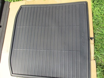 фото thumb №3, Octavia iii 13-19 r ролета багажника + коврик оригинальная 5e9862559 5e9867871c