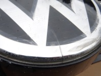 фото thumb №4, Vw touran 5ta решётка радиатора pod радар logo оригинал