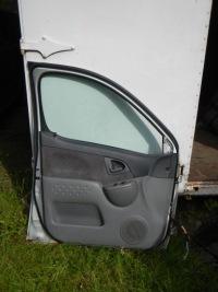 фото thumb №2, Дверь перед левая toyota yaris verso полный
