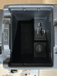 фото thumb №7, Ford focus mk3 рестайлинг 14- подлокотник туннель комплектный европа