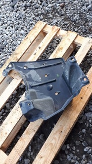 фото thumb №5, Audi оригінальний номер 4g0825219b