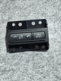фото thumb №1, Nissan x-trail t32 перемикач trip reset