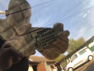 фото thumb №8, Toyota avensis ii t25 универсал 2007r задняя крышка багажника з стекло