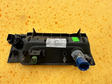 фото thumb №5, Полиця старт сплав a5 8w usb захист тунелю оригінальний номер 8w1864131c