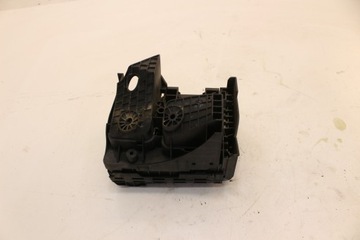 фото thumb №4, Корпус предохранителей vw touran ii 2013r. 2.0 tdi