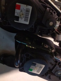 фото thumb №2, Ремни перед левый правый комплект mercedes w212