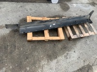 фото thumb №12, Ford mustang mach-e 75.7kwh 2021r молдинг поріг накладка na поріг ліва