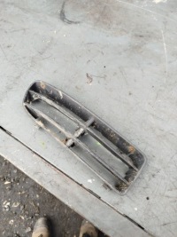 фото thumb №1, Решётка бампера перед правый vw bora 1j5853666b