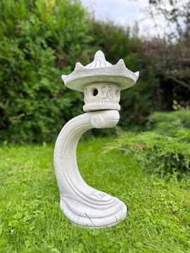 Betonowa Latarnia Lampa Japońska na łuku Pagoda Ozdoba do ogrodu 70 cm 26kg