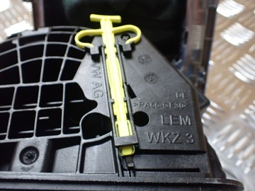 фото thumb №10, Выборщик рычаг домкрат коробки передач vw passat b7 2.0 tdi sedan dsg 3c1713025s