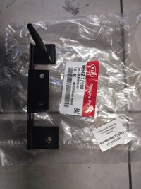 фото thumb №1, Kia venga кронштейн бампера задняя правый 866421p000