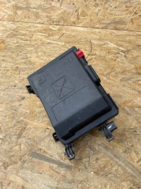 Купити Opel grandland корпус коробка запобіжників 9804681980, фото thumb