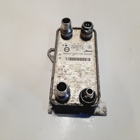 фото thumb №1, Mercedes c-klasa w205 c350e гибрид 2.0 cgi радиаторов масла a0995001300