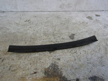 Прокладка капота VW Sportsvan 510823709A