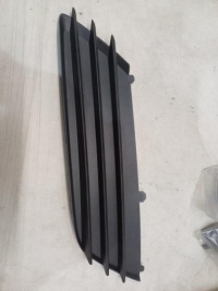 фото thumb №1, Заглушка бампера opel astra h 13149561