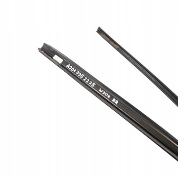 фото thumb №10, Mercedes w204 прокладка скла задніх двері права правий зад a2047352225