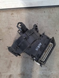 Купить Toyota auris e18 1.8 гибрид воздуходувка, фото thumb