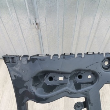 фото thumb №3, Ковзун бампера лівий зад megane iii хетчбек