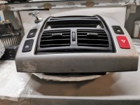 фото мини №5, Рамка середняя консоли решетки подачи воздуха hyundaitucson i 945102e001 все 