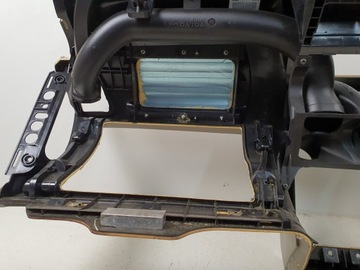 фото thumb №6, Панель раздаточная консоль volvo xc90 39980453 евро