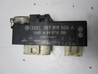 фото thumb №1, Реле вентилятора vw golf iii 1.4tdi