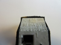 фото thumb №6, Выключатель обогрева стекло opel rekord e monza 90044550