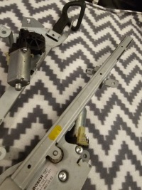 Podajnik поперечина безпеки лівий правий przódmercedes clk w209 Ціна, фото thumb