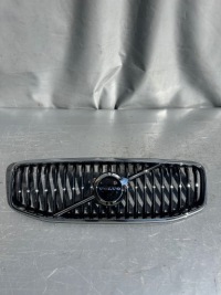 фото thumb №1, Решітка радіатора радіатора решітка радіатора volvo xc60 ii новий оригінал