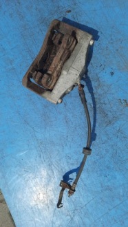 фото thumb №1, Супорт гальмівний правий перед volvo xc90 30657307