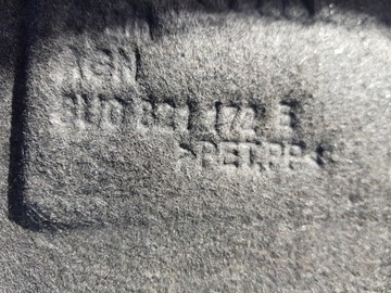 фото thumb №8, Audi q3 подкрылок правые перед 8u0821172e