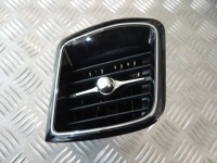 фото thumb №1, Volvo xc60 ii решітка обдув панелі ліва 2017-