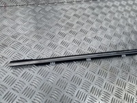 фото thumb №2, Молдинг ущільнювач правий перед ceed iii lift 21-