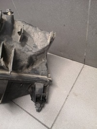 фото thumb №6, Корпус фільтра повітря audi a6 c5 2.4 078133837j