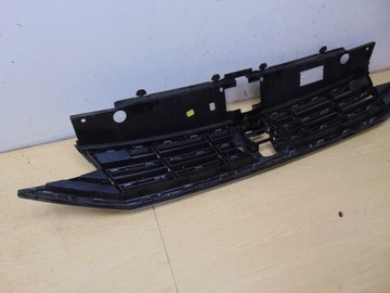 фото thumb №10, Решётка решётка радиатора vw passat b8 оригинал 3g0853653k