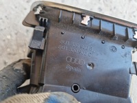 фото thumb №8, Решётка обдув панели консоли правая audi q3 8u 8u1820902c