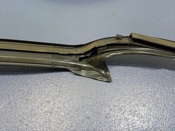 фото thumb №4, Audi q8 rsq8 4m8 прокладка дверь зад правая 4m8833708g