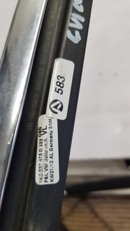 фото thumb №8, Молдинг двері правий перед vw golf vi kombi