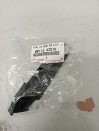 фото thumb №1, Прокладка окно дверь перед toyota rav4 68193-42010