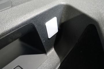 фото thumb №11, Vw golf viii оббивка боковина двері лівий праві ambiente підлокітник dekor