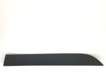 фото thumb №1, Audi a4 b9 планка дверь правая зад 8w9853970
