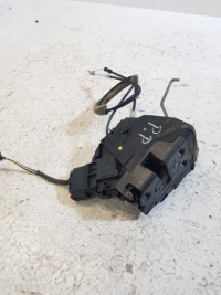 фото thumb №2, Замок двері центральний правий перед mazda 3