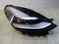 фото thumb №1, Лампа права перед tesla модель 3 led 1077376-00-c llu