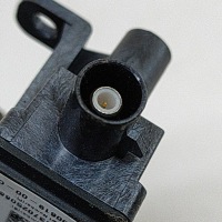 Tesla model 3 2021 права сторона камера на крила бічний Недорого, фото thumb