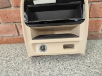 Bmw g30 g31 панель решётка обдув задний  задняя beż canberra 9493421 9357865 Недорого, фото thumb