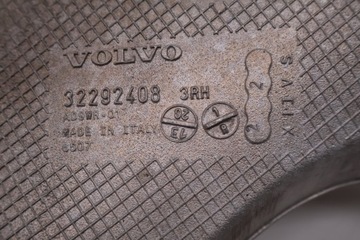 фото thumb №6, Volvo v60 ii 2.0 t6 plug in гибрид рычаг правые зад 32292408