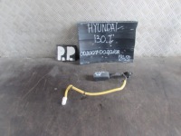 Купити Кліпса поперечина праві перед hyundai i30 07-10r, фото thumb