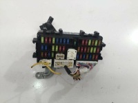 фото thumb №1, Infiniti q50 3.5 гибрид 2016 корпус предохранителей