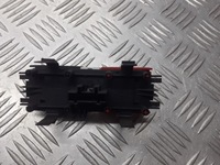 фото thumb №3, Выключатель света аварийных renault megane ii 8200407415